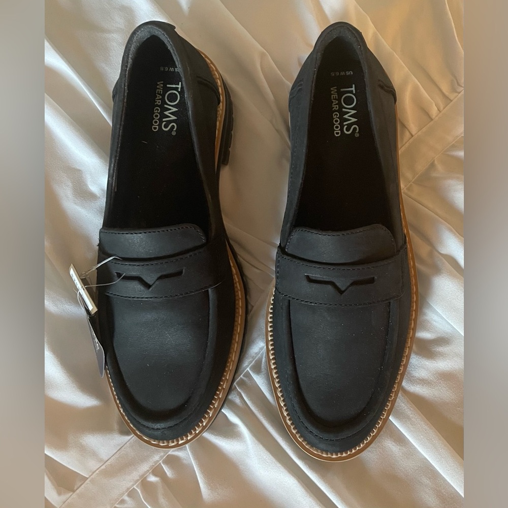 TOMS Women's Cara Black Loafers